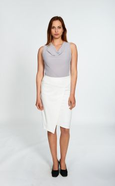 Бяла пола с асиметрична кройка - Бяла пола с асиметрична кройка